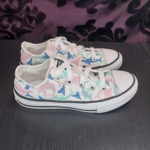 Converse All Star Low Kids Sharkbite Canvas Sneakers - White, Blue,Pink Size 11.